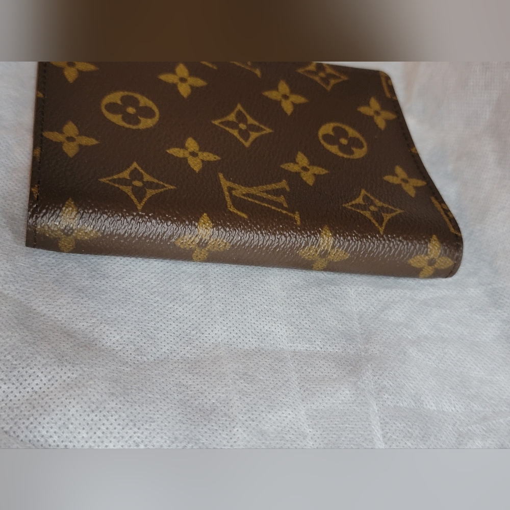 Louis Vuitton Monogram Canvas Small Ring Agenda Cover - Picture 15 of 16